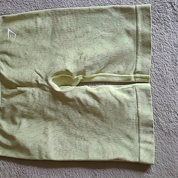 Gymshark Adapt Animal Seamless Cycling Shorts Firefly Yellow size small​ - Picture 5 of 13